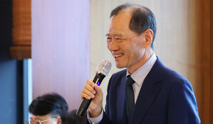 서울서 '세계 시 엑스포 2025' 개막…"시로 평화와 공존의 길 연다"