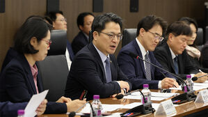 정부 '희토류 공급망 TF' 발족&hellip;수급지원센터&middot;상담데스크 운영