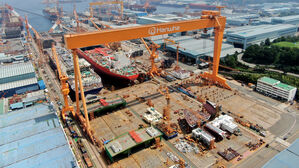 경찰&middot;노동부, '노동자 사망사고' 한화오션 거제사업장 압수수색