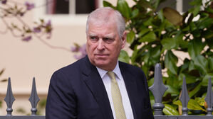 '성 추문' 영국 앤드루 왕자, 왕자 칭호 박탈· 관저서도 퇴거