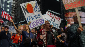 할리우드까지 "왕은 없다!"…1776 정신으로 들끓었다