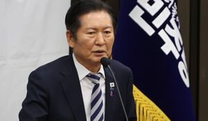 정청래 "주택시장 민감…부동산 '돌출 발언' 자제해달라"