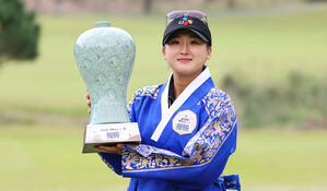 중국 리슈잉, KLPGA 정규 투어서 10년 만에 외국 선수 우승
