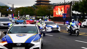 대학원생이 해외직구 부품으로 모의총기 여러 점 제작