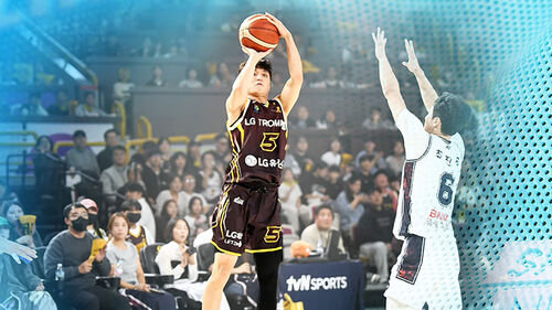 LG, KCC 꺾고 공동 선두…양준석이 쐐기