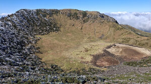 제주 아침 기온 '뚝'…한라산에 올가을 첫 상고대 '활짝'
