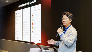 카톡 안에서 결제까지…'친구 탭' 역풍 잠재울까