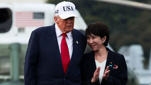 "노벨평화상 추천"…'마린원' 타고 미일 초밀착 과시