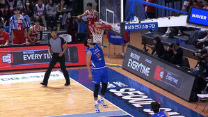 '칸터 19득점' 삼성, SK 꺾고 시즌 첫 연승