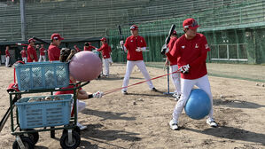 프로야구 SSG, 가고시마서 오전 수비·오후 타격 훈련 진행