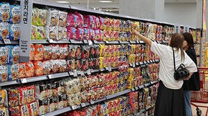 소비쿠폰 풀린 9월 유통업체 매출 7.7%↑…대형마트 '고전'