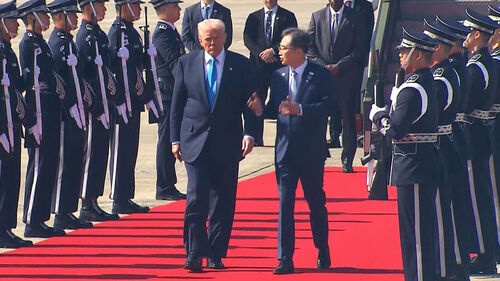 트럼프 경주 도착…잠시 후 경주박물관서 한미정상회담