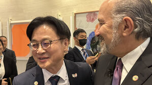 미 "반도체 관세는 무역 합의 일부 아니다"…한국 "분명 합의했다"