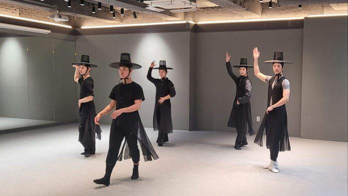 '사자보이즈'가 발레를 한다면…11월 13일 D포럼에서 확인하세요!