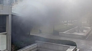 경기 하남 아파트 지하주차장서 불…"1명 화상"