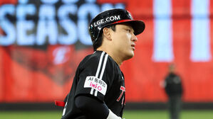 LG에 '우승 향기' 불어넣은 박동원…"멋진 승리 거둬 기뻐"