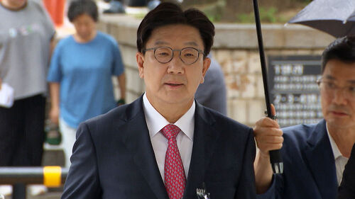 통일교 불법 정치자금 혐의 권성동 오늘 첫 재판