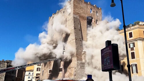 복원 공사 중 로마 중세탑 일부 붕괴…작업자 1명 매몰