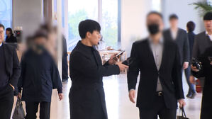 김건희 모친·오빠 특검 소환…'국고손실' 혐의 조사