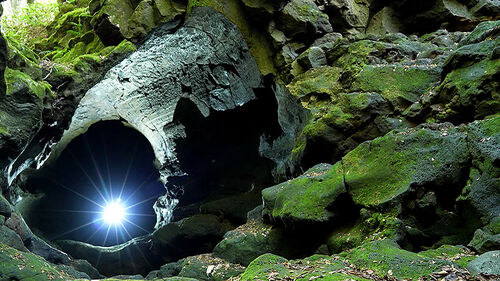 백록담 분화가 남긴 용암의 길…2만 년 전 동굴, 첫 공개