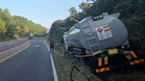 텅 빈 탱크로리, 사라진 운전자…이튿날 숨진 채 발견됐다