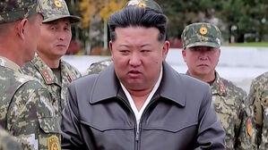 [한반도 포커스] 러시아 파병부대 찾아 간 김정은, 그가 특별히 챙긴 사람들 봤더니