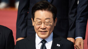 이 대통령 지지율 63%…APEC 성과로 6%p 올랐다