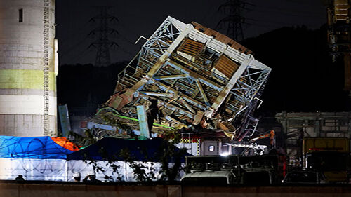 울산 붕괴 밤샘 수색…실종자 2명 구조에 총력