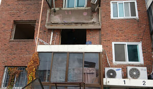 전주서 빌라 발코니 무너져…리모델링 공사 돕던 50대 사망