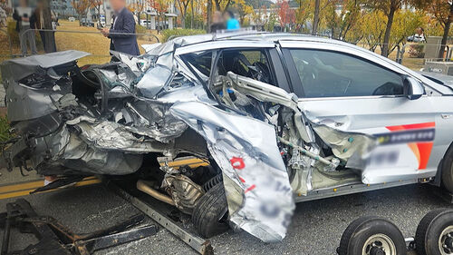 도심서 차량 돌진해 10대 연쇄 추돌…16명 사상