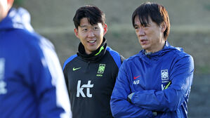 홍명보 감독 "무조건 결과 챙겨야 하는 2연전"