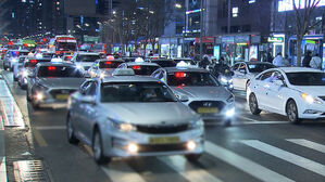 올 연말 또 '택시 대란'?…밤 11시 되면 운행 '뚝'