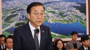 국토장관 "화성·구리 풍선효과 우려…규제지역 확대 검토"