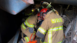 울산화력 현장서 시신 2구 추가 수습…남은 매몰자 2명