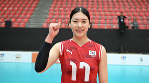 아시아 제패한 '리틀 김연경' 손서연, 김연경재단 장학생 된다