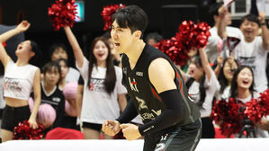 유기상, 허벅지 부상으로 농구 대표팀 제외…문정현 대체