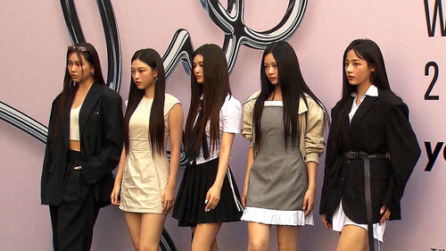 뉴진스 멤버들, 어도어 복귀 결정…분쟁 1년 만