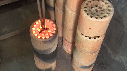 "연탄으로 겨울나는데"…가격 폭등으로 취약계층 시름