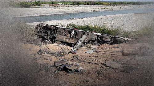 "최소 37명 사망" 출근길 참변…절벽 200m 아래로 버스 추락