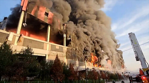 천안 이랜드패션 물류센터 불…대응2단계·인명피해 없어