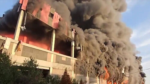 천안 의류물류센터서 큰 불…대응 2단계 발령