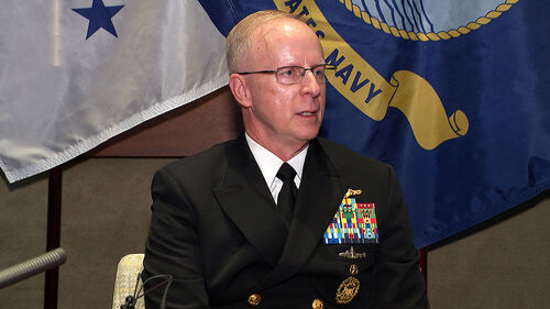 미 해군총장 "한국 핵잠, 중국 억제에 활용 기대"