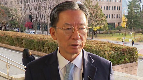 검사장 강등설에 입 연 법무장관…"조직 안정이 최우선"