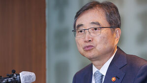 조현 "중일 갈등이 우리의 전략적 공간 위축 않도록 양측과 협조"