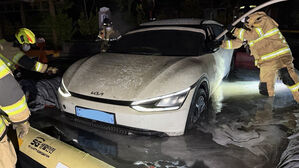 한밤 제주 아파트 지하주차장서 전기차 화재&hellip;60여 명 대피