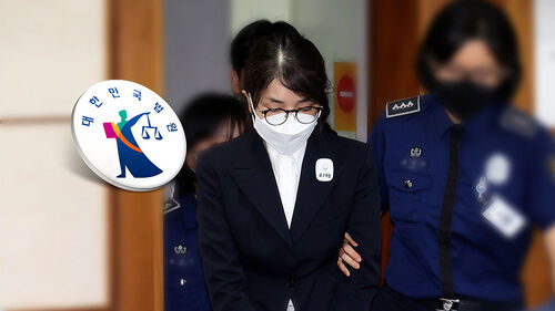 김건희, 첫 재판 중계…두 달 만에 공개된 모습 보니