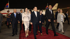 이 대통령 이집트 도착&hellip;'카이로 구상' 천명 주목