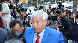 압수수색 전 PC 바꾼 전광훈 교회&hellip;"주기적 교체" 주장