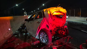 문경 중부내륙고속도로서 차량 4대 충돌&hellip;20대 사망