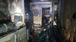 진주서 원룸 건물 화재&hellip;1명 사망&middot;1명 심정지